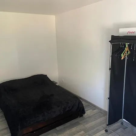Appartement Rdc Calme En Hyper Centre-Ville Digoin Esterno foto